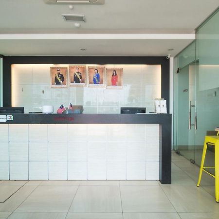 Hotel Ciq @ Wong Ah Fook Johor Bahru Exterior photo